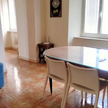 Attico Sulla Bouganville קורינלדו