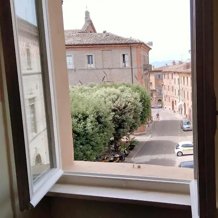 Attico Sulla Bouganville * Corinaldo